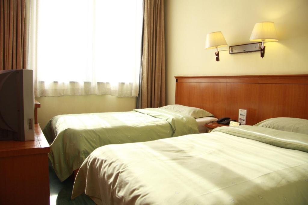 Beijing Fuxing Holiday Hotel Экстерьер фото
