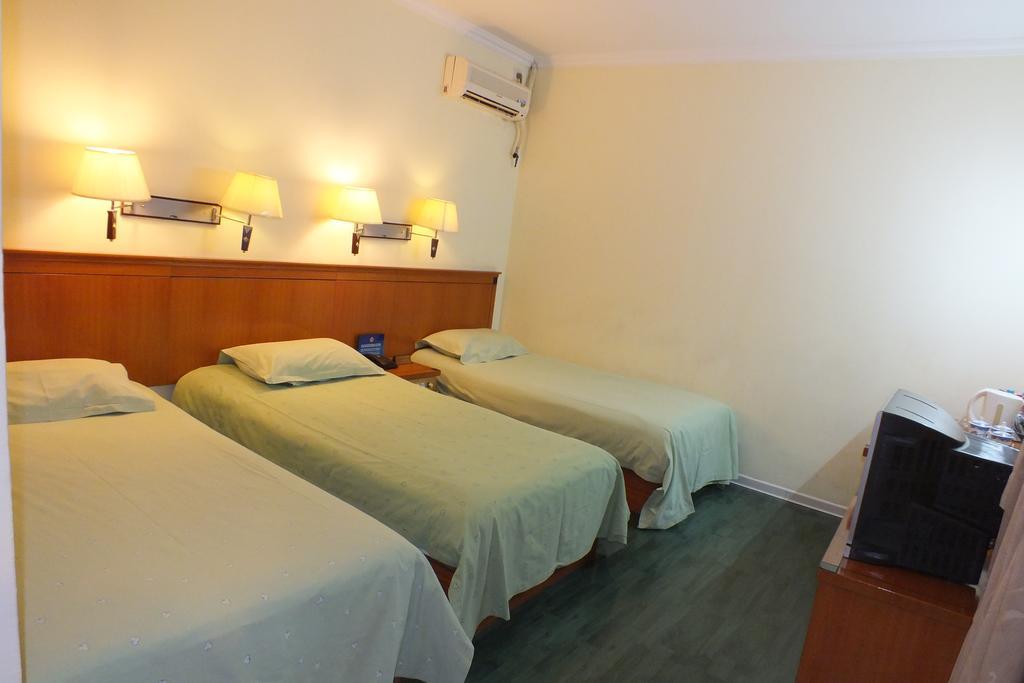 Beijing Fuxing Holiday Hotel Номер фото